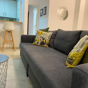 relaxing-1bedroom-apartment-in-the-heart-of-malaga-wifiac.1costadelsol.com/